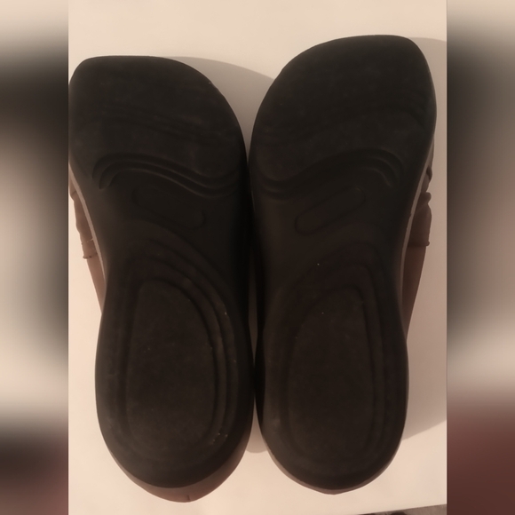 New Ultra Comfort Women Shoes / Size 9.5 Wide - Picture 2 of 5